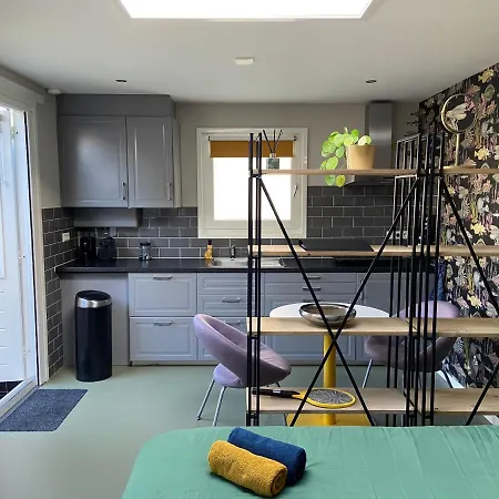 Sfeervol Guesthouse, Prive Tuin En Free Parking Apartment *