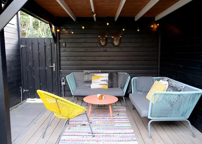 Sfeervol Guesthouse, Prive Tuin En Free Parking شقة *